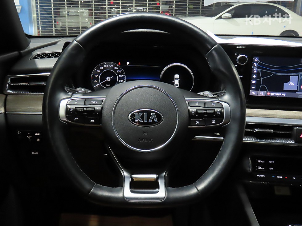 2020 - kia k5