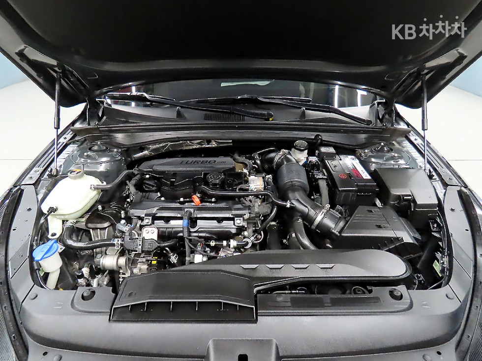 2020 - kia k5