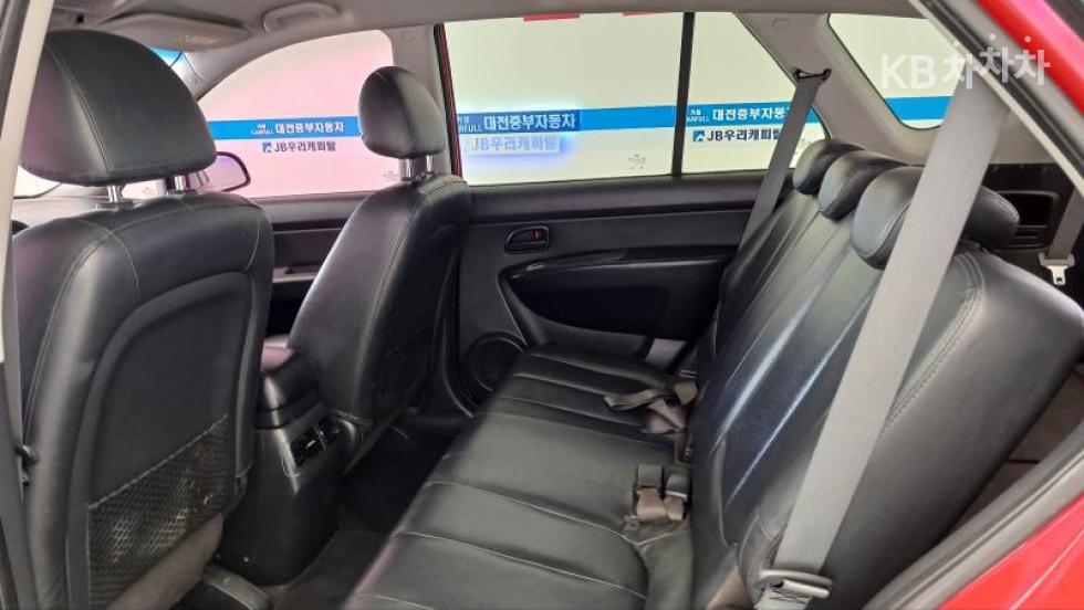 Kia Carens — miniaturë 6