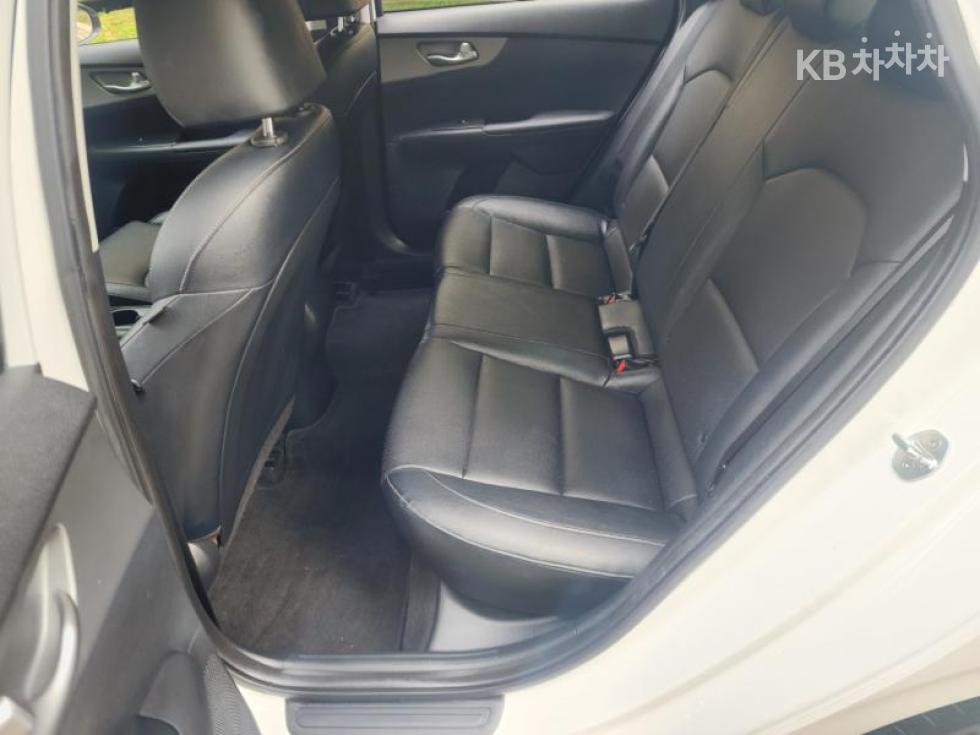 2021 - kia k3