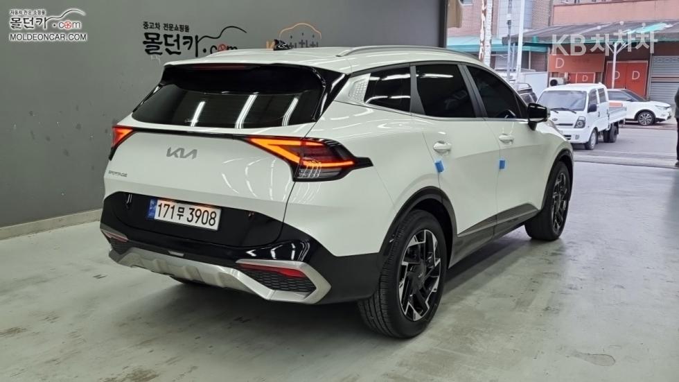 2024 - kia sportage