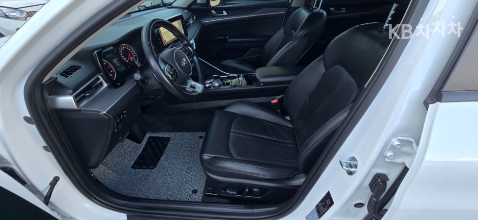 2021 - kia k5