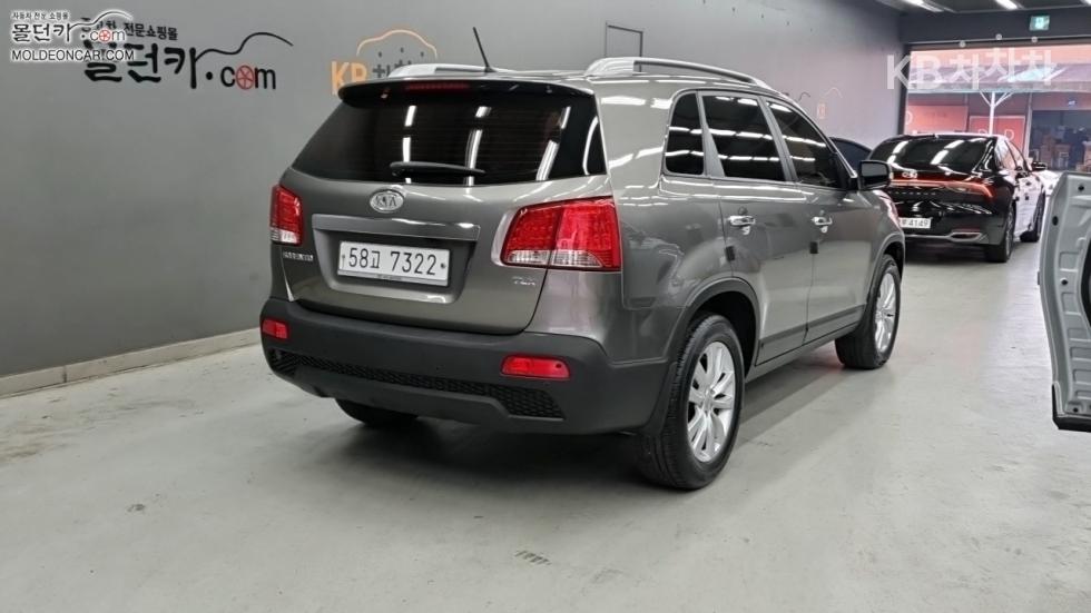2011 - kia sorento