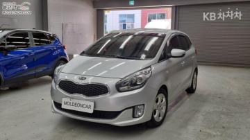 Kia Carens 2.0 LPi 디럭스 7인승 — foto 1