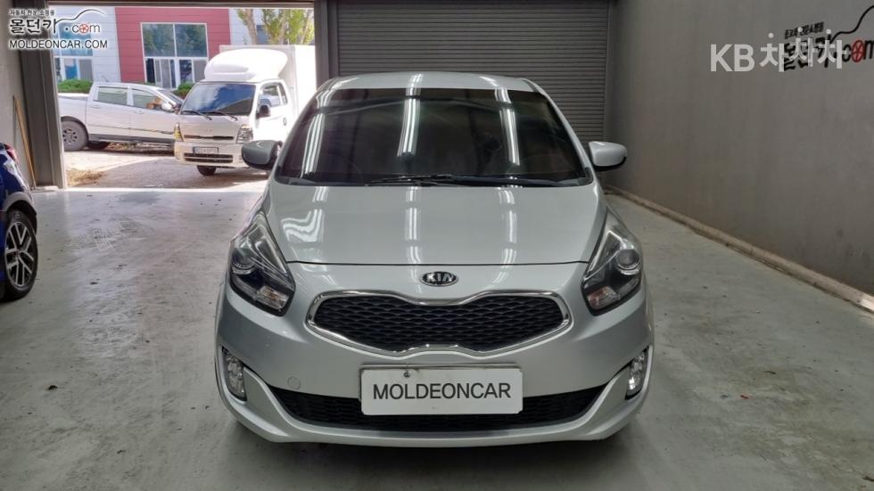 Kia Carens — miniaturë 3