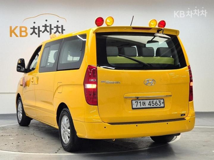 Hyundai Starex — miniaturë 2