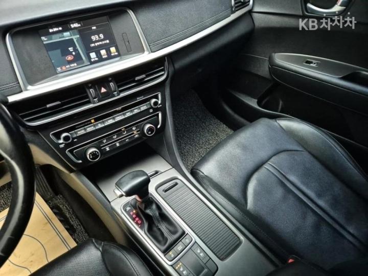 Kia K5 1.7 Diesel Prestige 10