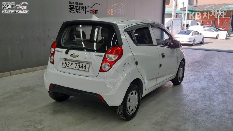 Chevrolet Spark — miniaturë 2