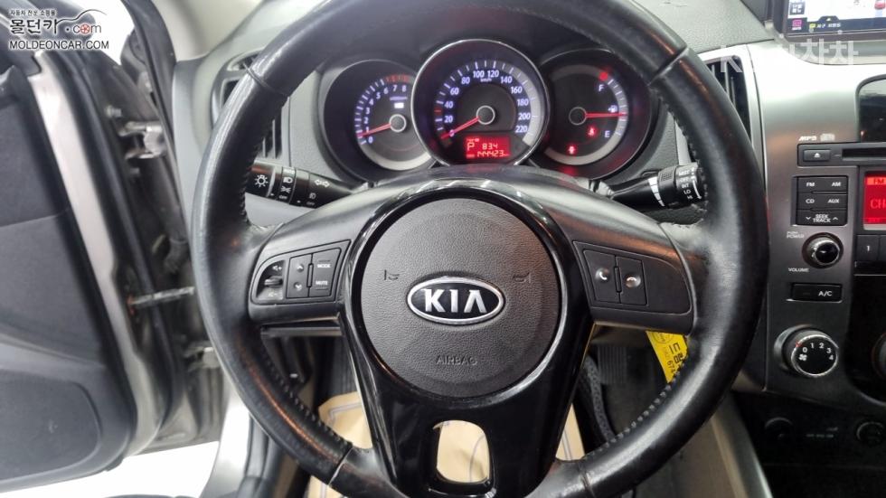 Kia Forte — miniaturë 11