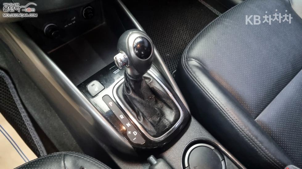 Kia Forte — miniaturë 14