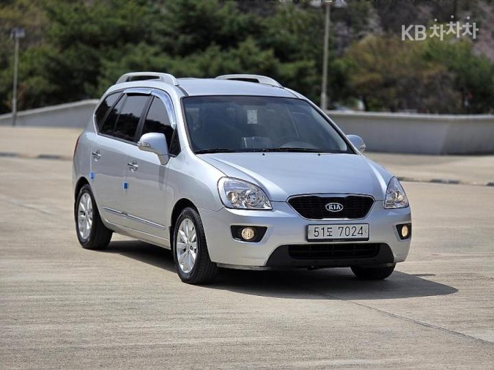 Kia Carens New 2.0 LPI GLX Premium Type 4