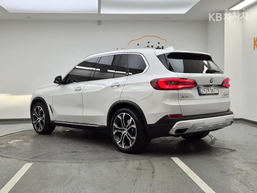 BMW X5 — miniaturë 3