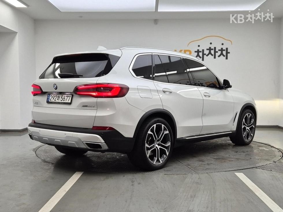 BMW X5 — miniaturë 4