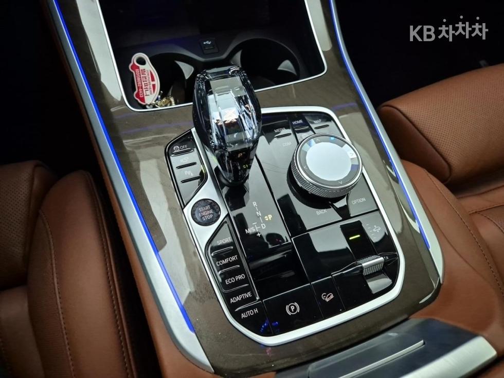BMW X5 — miniaturë 8