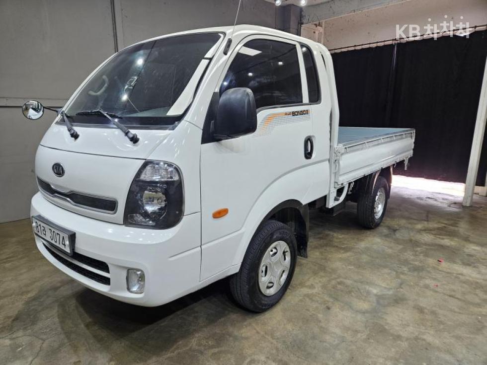 2012 - kia bongo iii