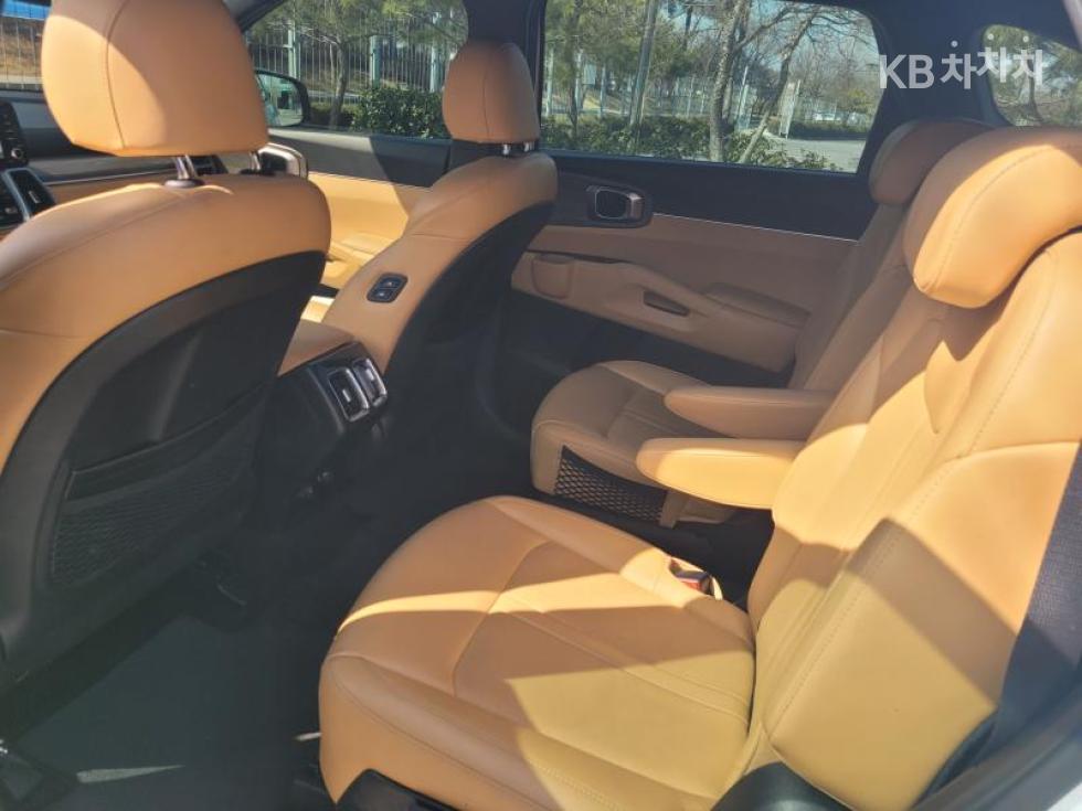 2022 - kia sorento