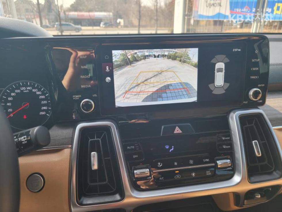 2022 - kia sorento