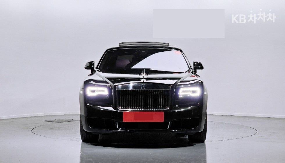 Rolls-Royce Ghost — miniaturë 2