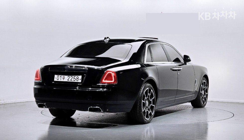 Rolls-Royce Ghost — miniaturë 3
