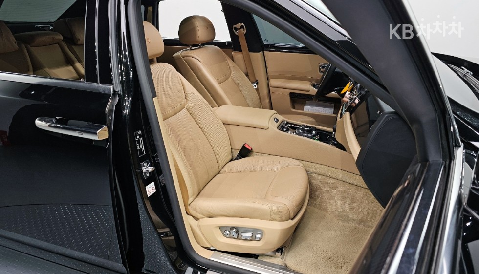 Rolls-Royce Ghost — miniaturë 8