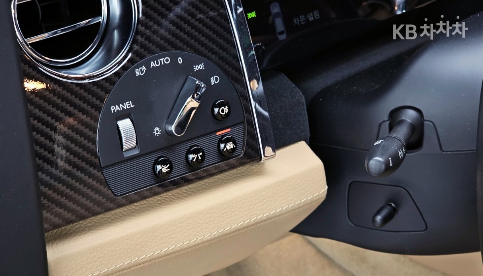 Rolls-Royce Ghost — miniaturë 15