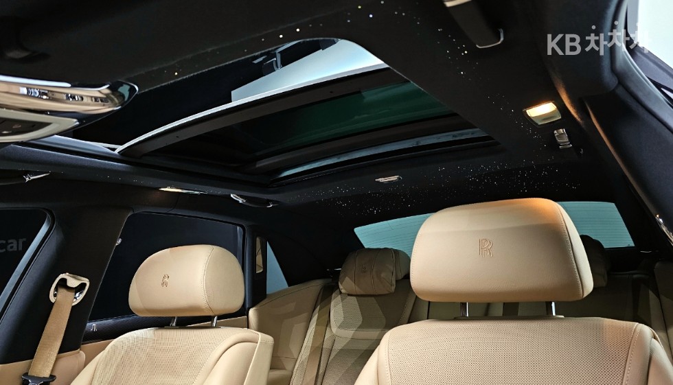 Rolls-Royce Ghost — miniaturë 17