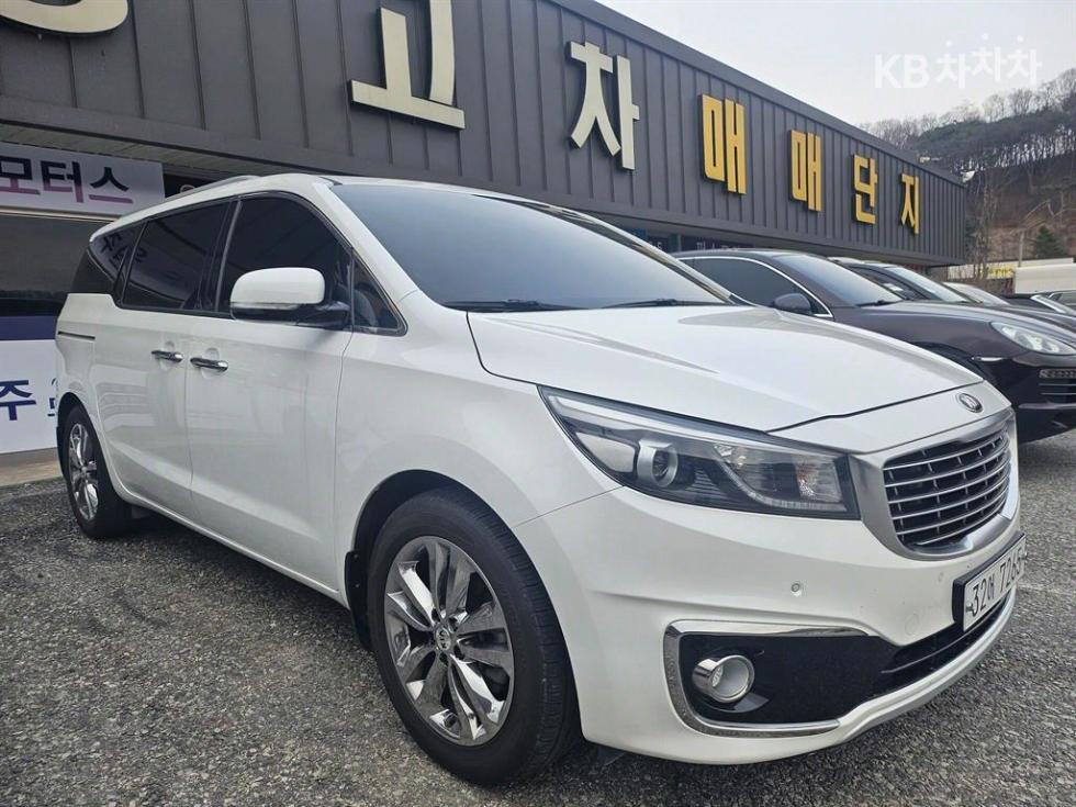 2018 - kia carnival