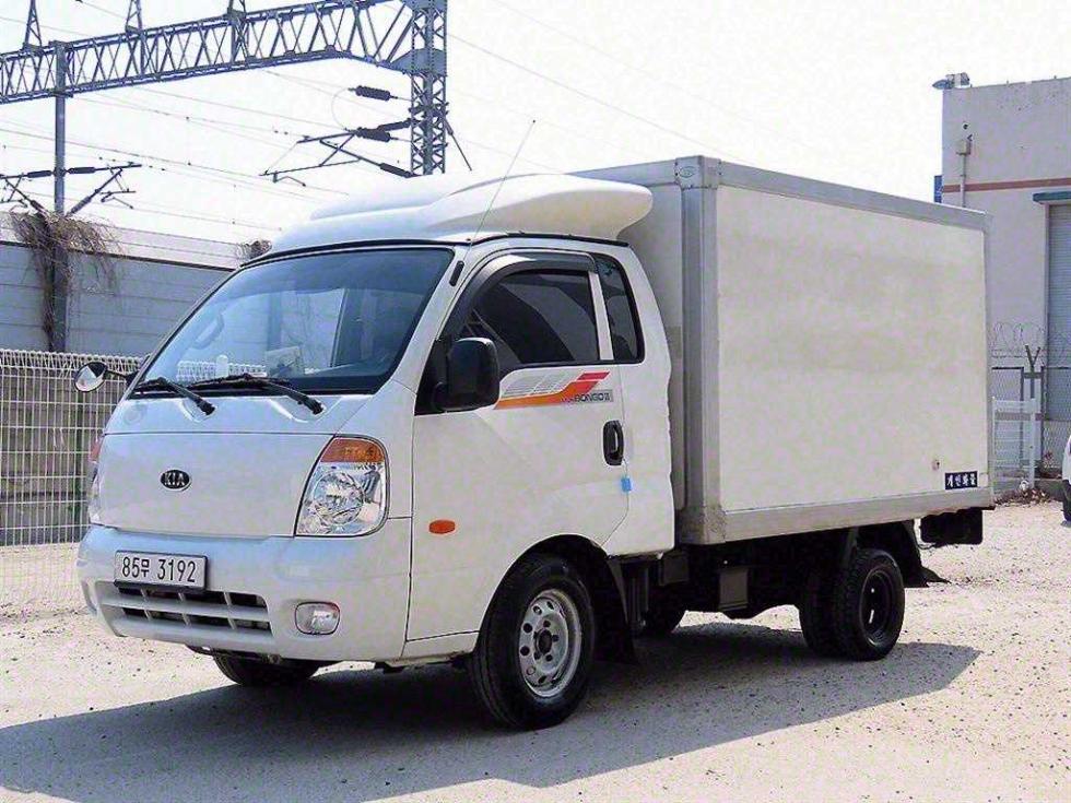 2010 - kia bongo iii