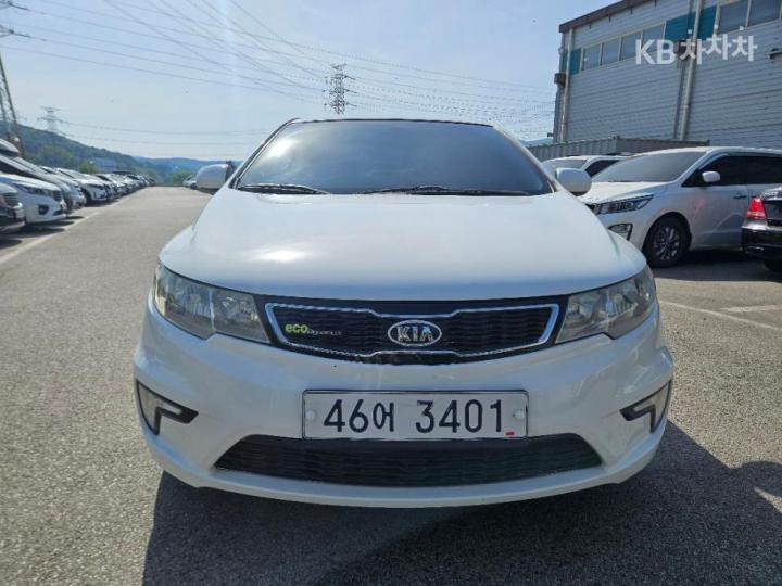 Kia Forte 1.6 Hybrid LPI HEV Base Type