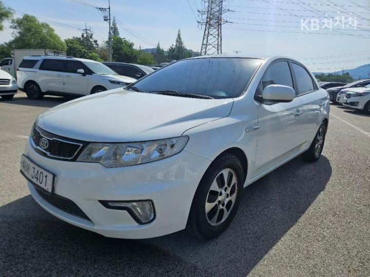 Kia Forte 1.6 Hybrid LPI HEV Base Type 4