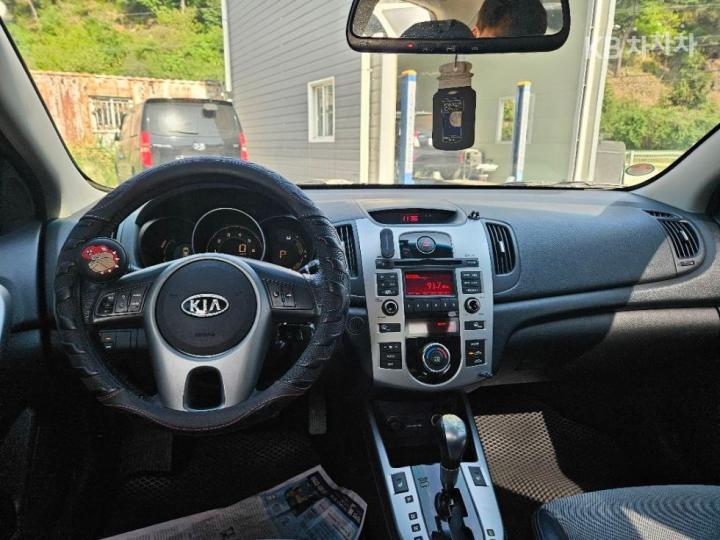 Kia Forte 1.6 Hybrid LPI HEV Base Type 10