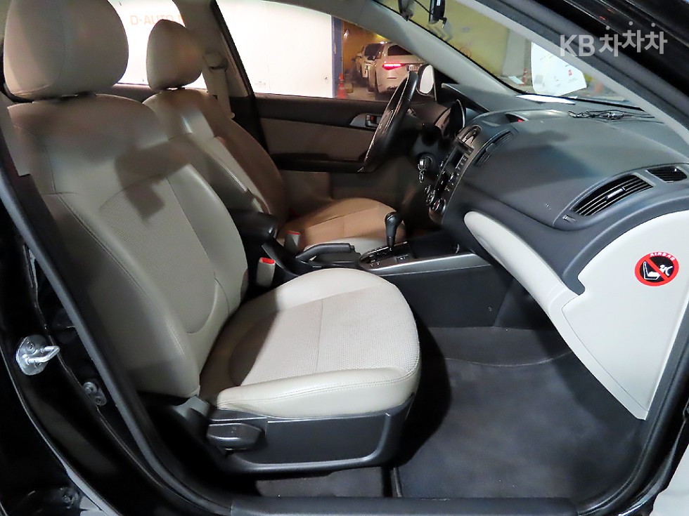 2010 - kia forte