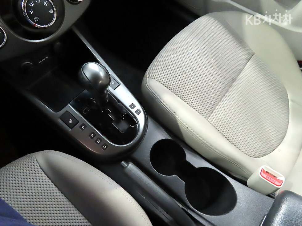 2010 - kia forte