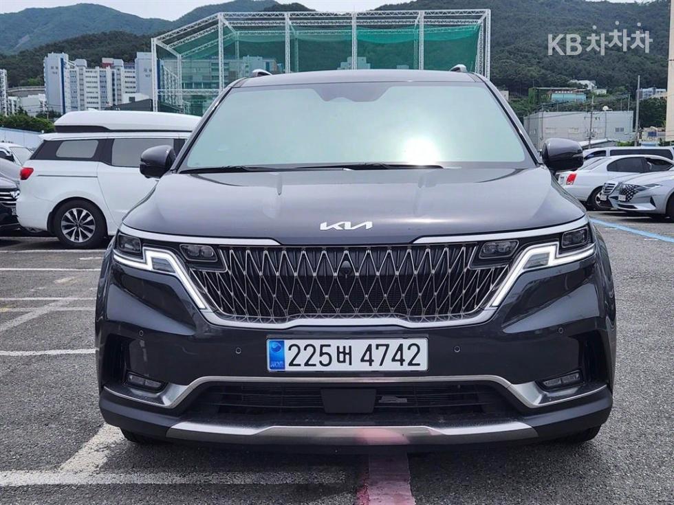 2023 kia carnival
