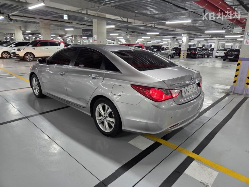 Hyundai Sonata — miniaturë 5