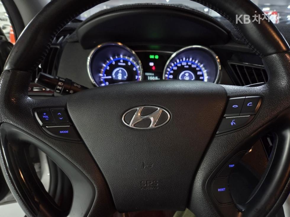 Hyundai Sonata — miniaturë 14