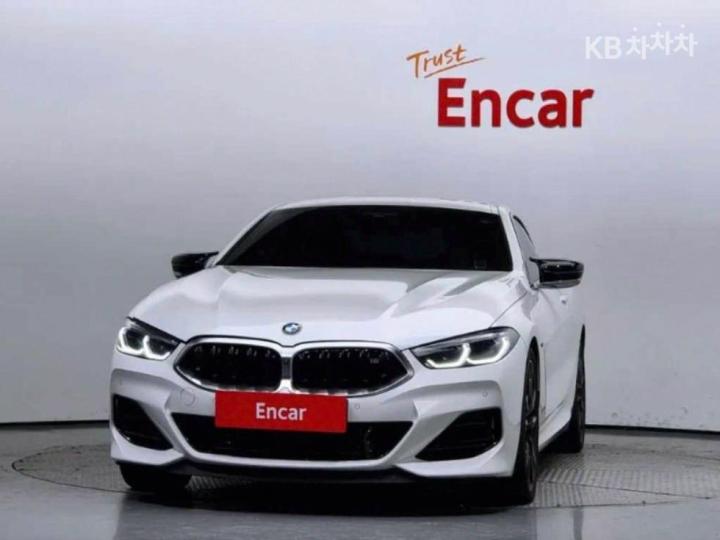 BMW 8er — miniaturë 3