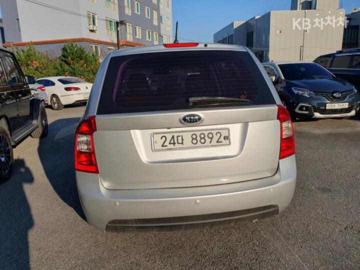 Kia Carens New 2.0 LPI GX Premium Type 4