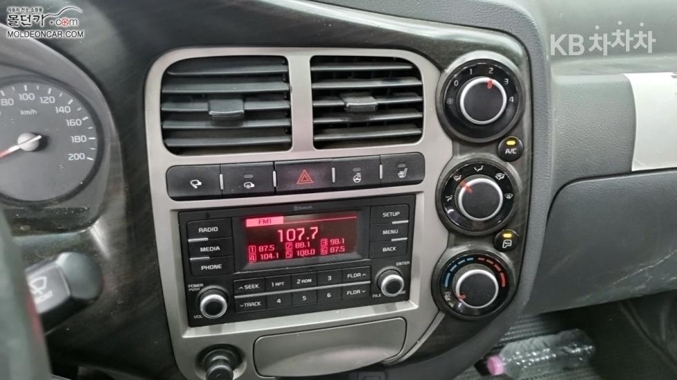 2018 - kia bongo iii