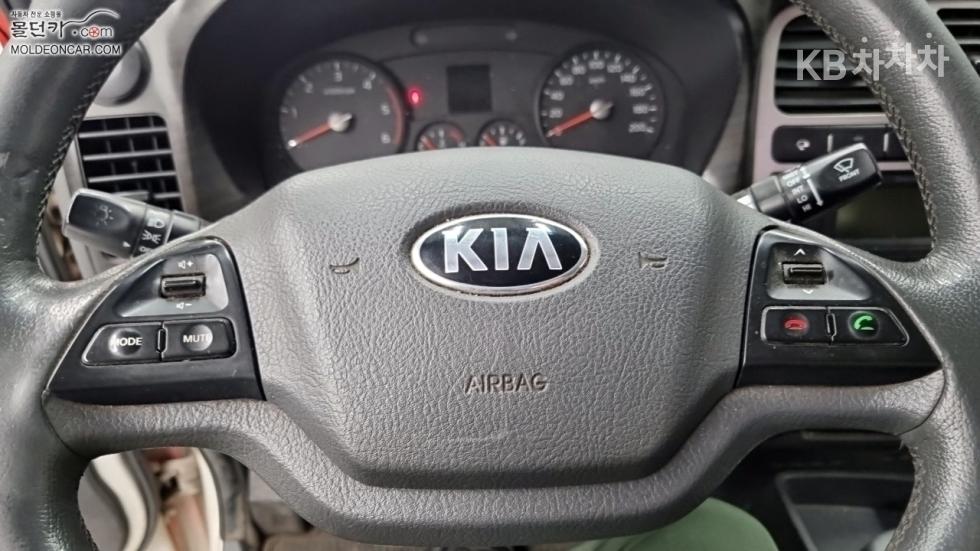 2018 - kia bongo iii