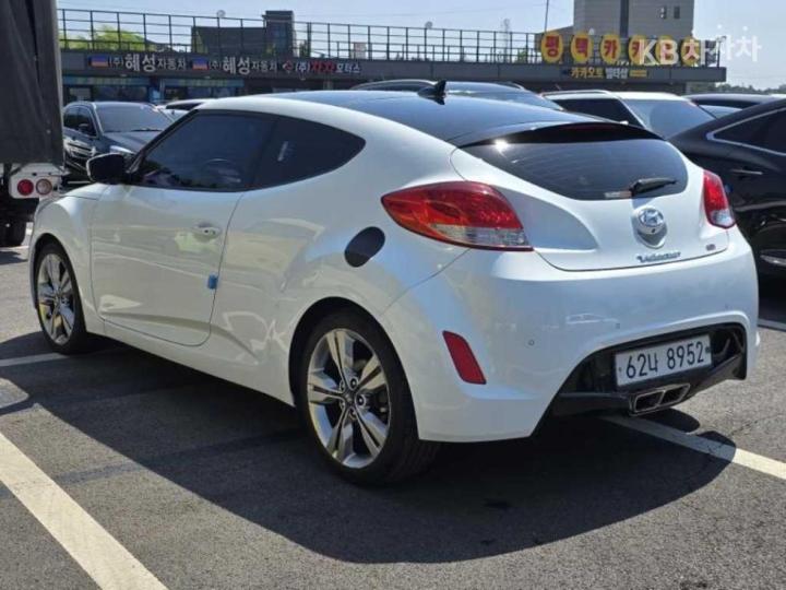 Hyundai Veloster 1.6 PYL DCT 7