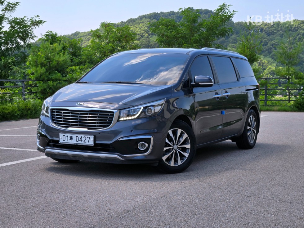 2017 - kia carnival