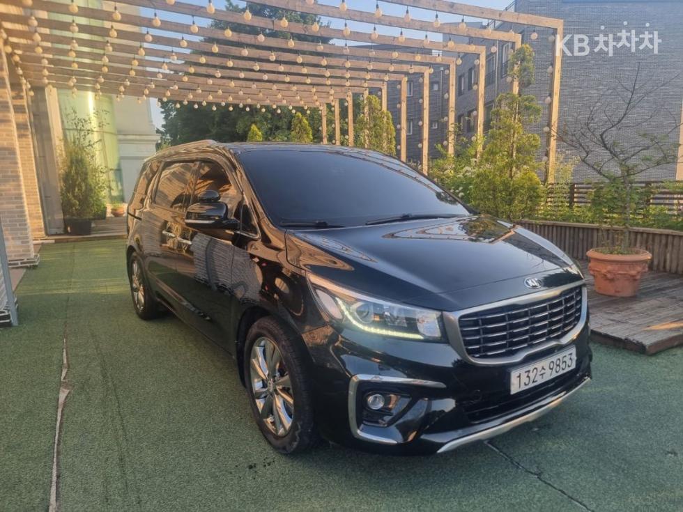 2019 - kia carnival