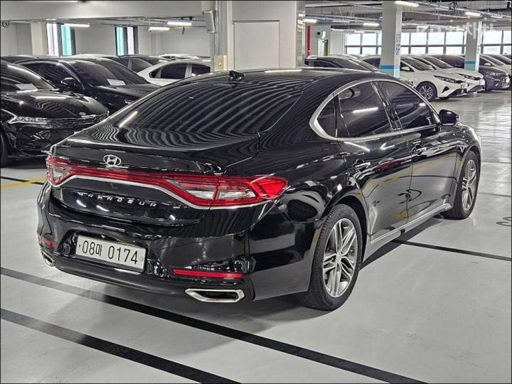 Hyundai Grandeur IG 2.4 Premium Special 3