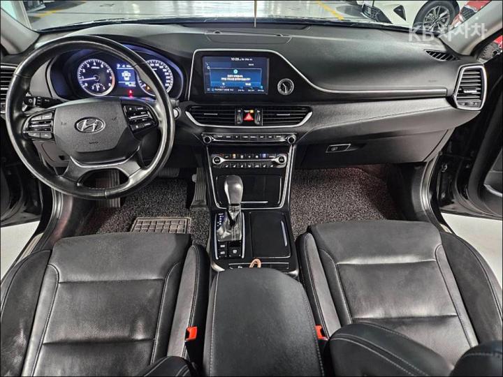 Hyundai Grandeur IG 2.4 Premium Special 10