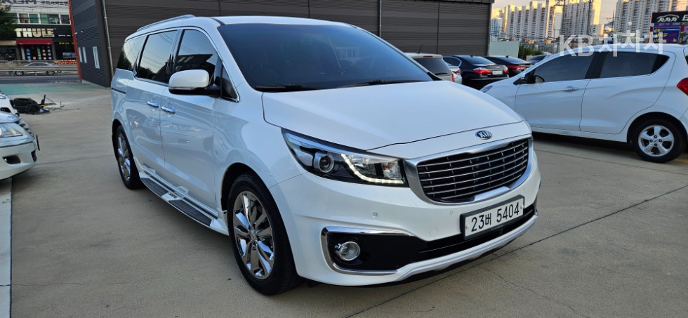 2018 - kia carnival