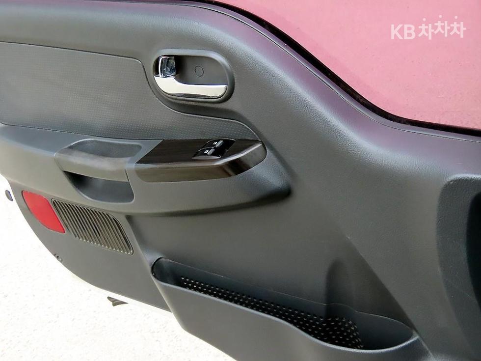 2017 - kia bongo iii