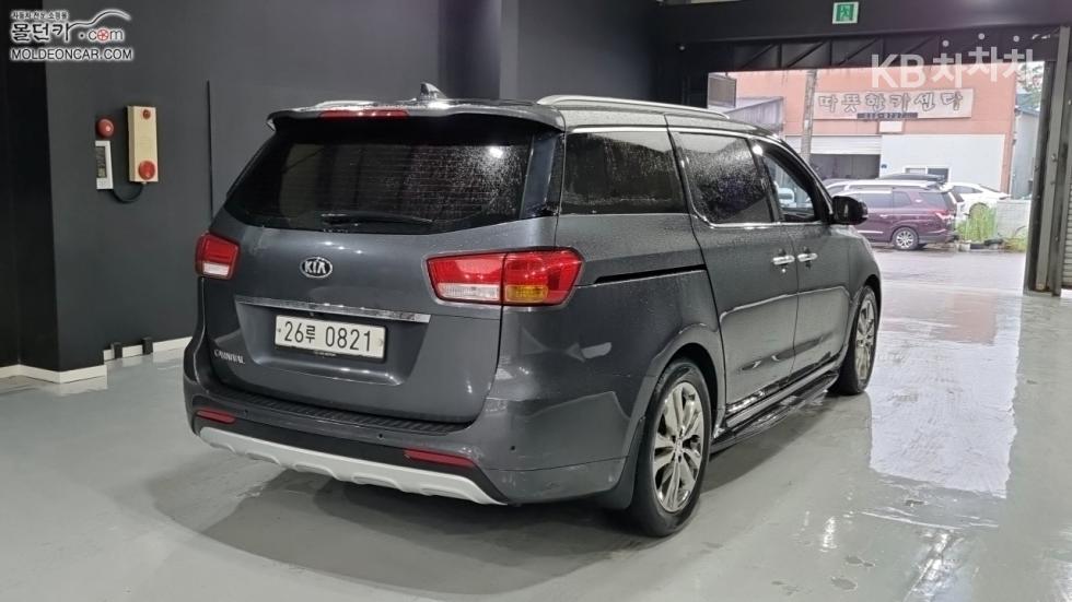 2016 - kia carnival