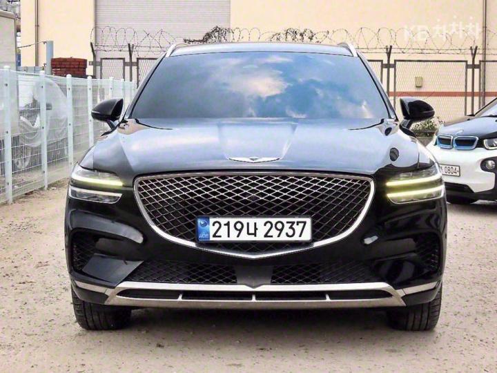 Genesis GV70 Diesel 2.2 2WD