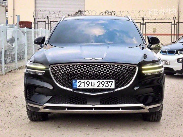 Genesis GV70 Diesel 2.2 2WD 2